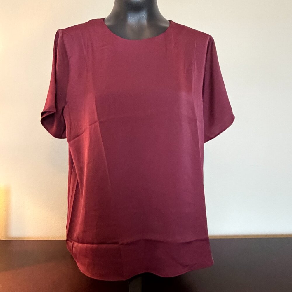 Banana Republic Classic Crew Neck Blouse